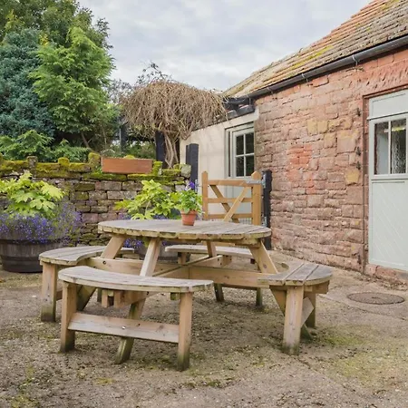 Semesterbostad 2 Bed In Eden Valley Sz269 *